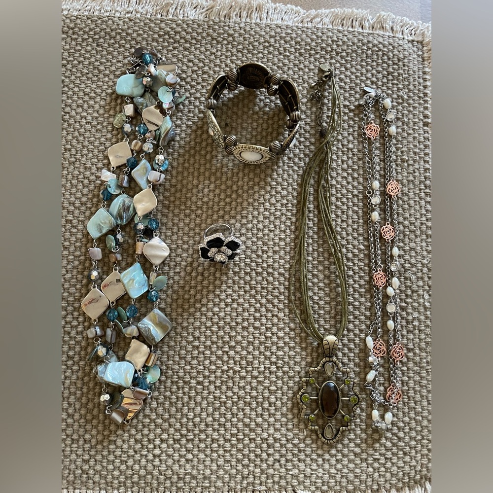 Lia Sofia lot necklaces ring bracelet